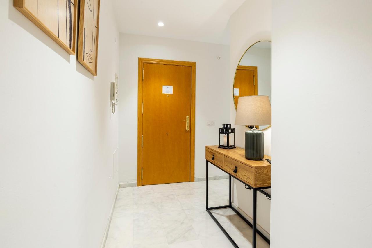 Carrera I & Old Town By Ele Apartments Malaga Luaran gambar