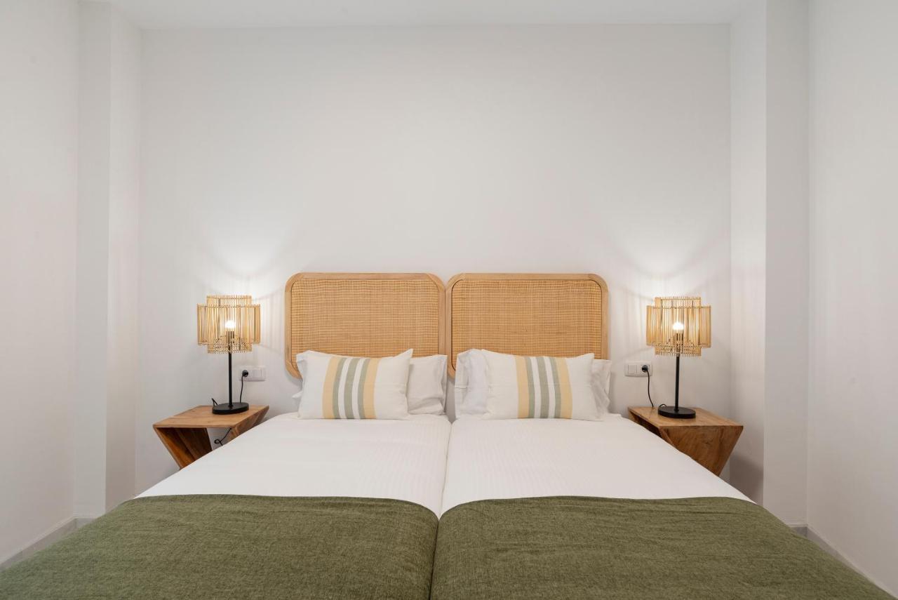 Carrera I & Old Town By Ele Apartments Malaga Luaran gambar