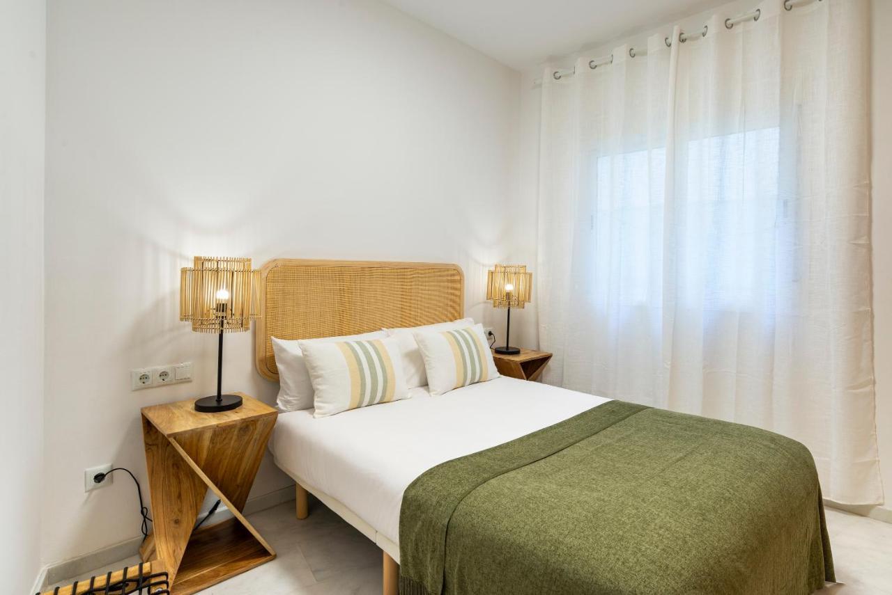 Carrera I & Old Town By Ele Apartments Malaga Luaran gambar