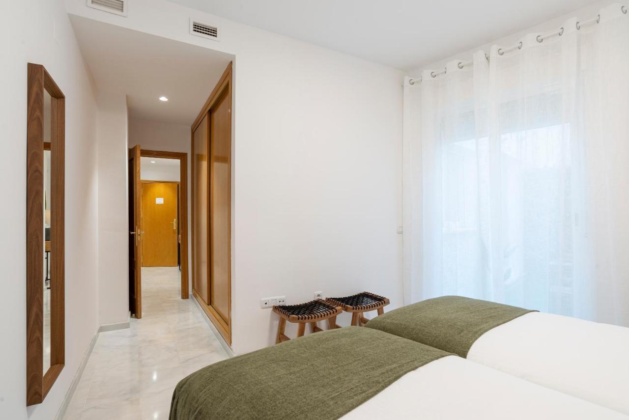 Carrera I & Old Town By Ele Apartments Malaga Luaran gambar