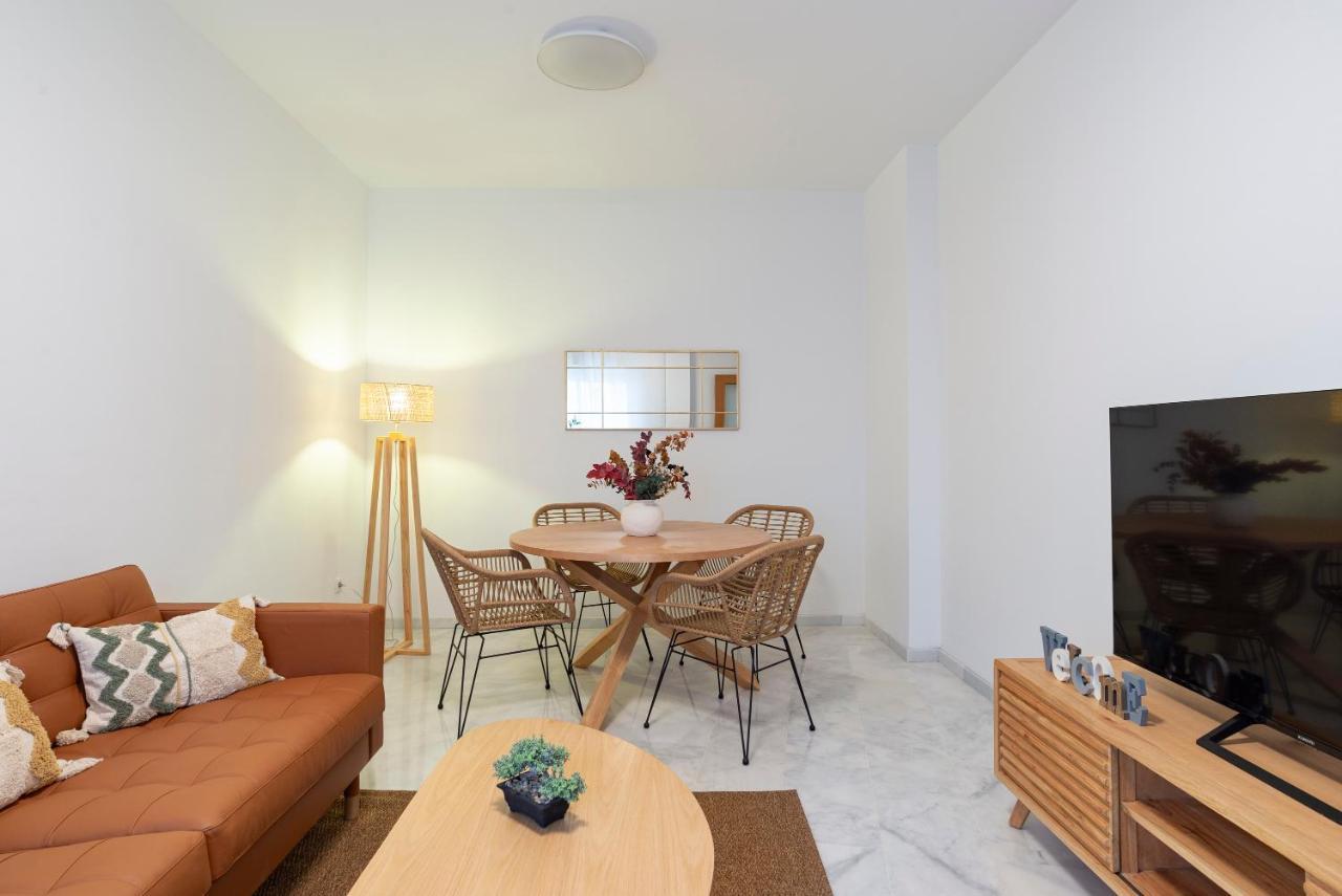 Carrera I & Old Town By Ele Apartments Malaga Luaran gambar